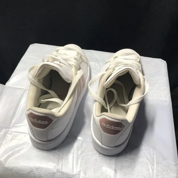 adidas Women's Sneakers in White and Pink - Picture 4 of 8